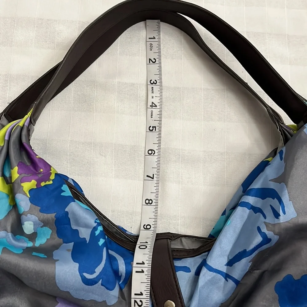 Old Navy silky gray floral print scarf hobo bag